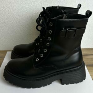 Schuhe